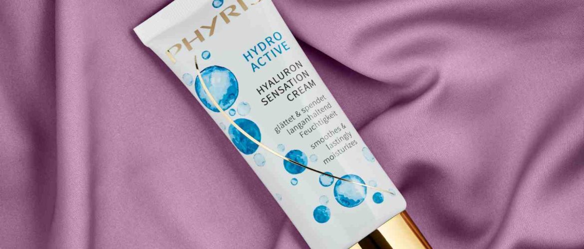Phyris creme Hyaluron Sensation Cream på lyselilla baggrund