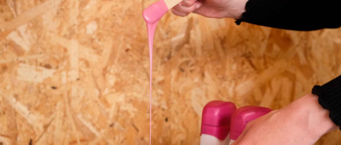 Lycon hot wax med farven lyserød